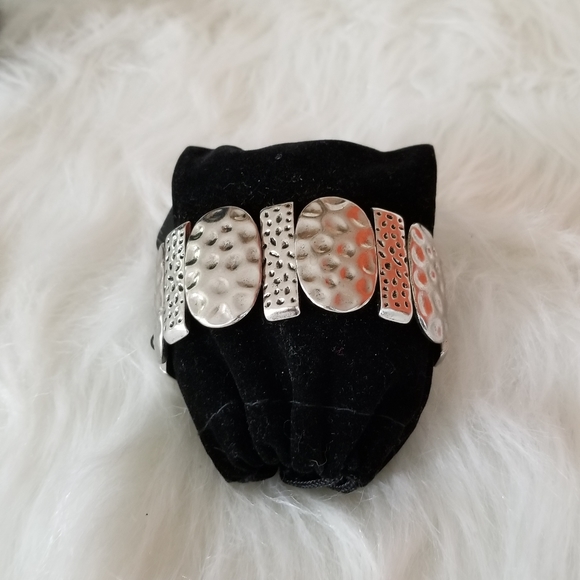 NWT Paparazzi silver stretchy bracelet - Picture 4 of 4